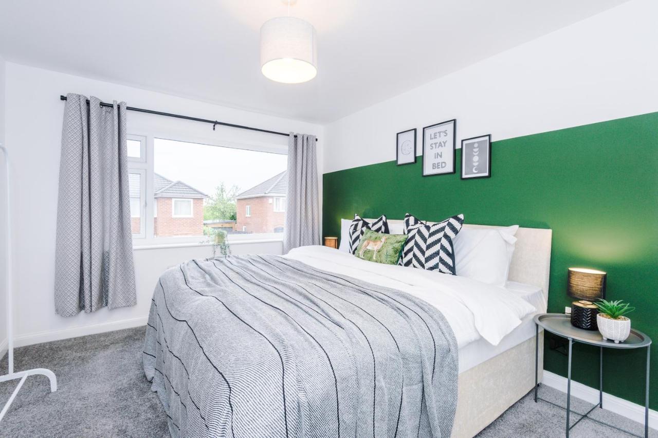 Welcoming 3 Bed Home, 10 Mins From Chester Races And Zoo Saughall Exterior foto